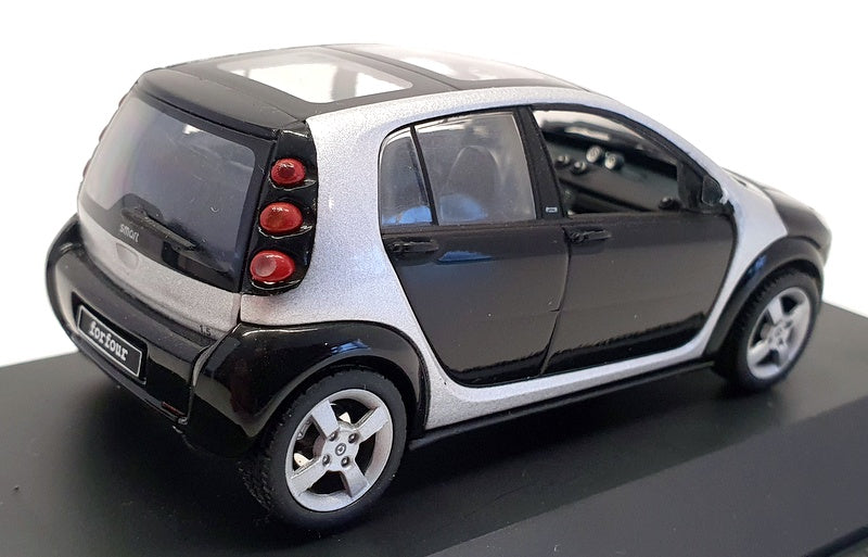 Schuco 1/43 Scale Model Car 0021091 - 2004 Smart Forfour - Jet Black