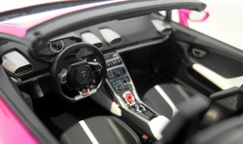 Make UP 1/18 Scale Resin - 006SC2 Lamborghini Huracan LP610-4 Spyder Flash Pink
