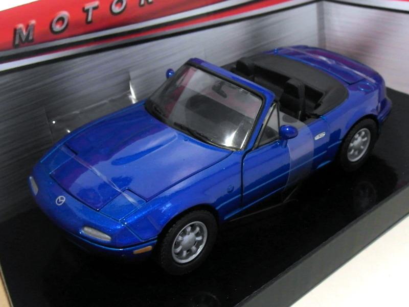 Motor Max 1/24 Scale Diecast 73262BLU - Mazda MX5 Miata - Blue