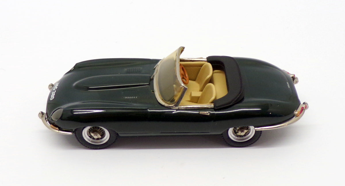 Small Wheels 1/43 Scale SW19 - 1965 Jaguar E-Type Roadster - Green