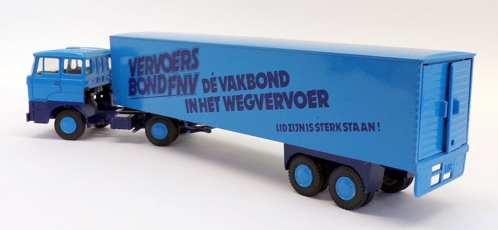 Lion Toys 1/50 Scale Truck No.59 - DAF 2800 Trekker Eurotrailer - Vervoers