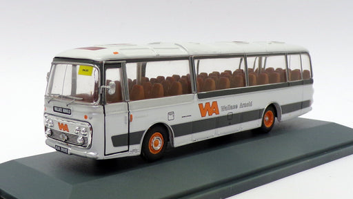 Corgi 1/76 Scale OM42415A - Plaxton Panorama Coach - Wallace Arnold