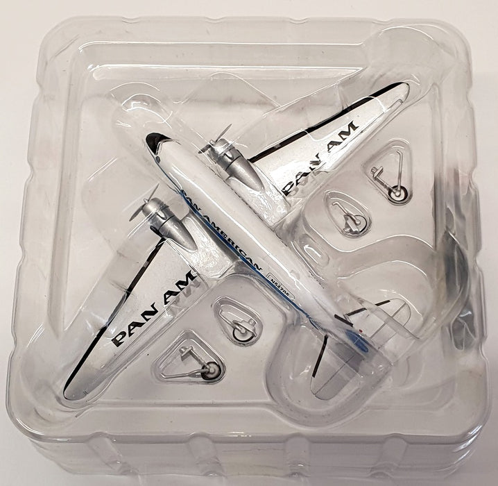 Hobby Master 1/200 Scale HL1301 - McDonnell Douglas DC-3/C-47 Pan American