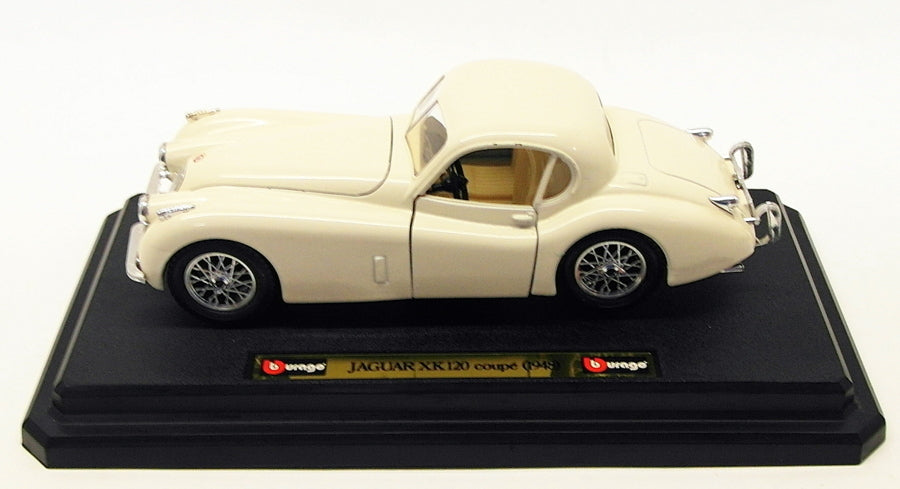 Burago 1/24 Scale Model Car 1508 - 1948 Jaguar XK120 Coupe - White