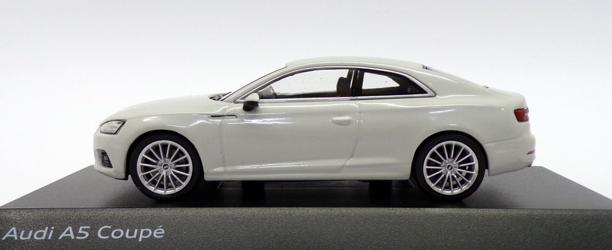 Spark 1/43 Scale 501.16.054.31 - Audi A5 Coupe - Glacier White