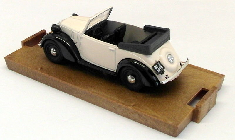 Brumm Models 1/43 Scale Diecast R83 - 1937-39 Fiat 508C Cabriolet - White