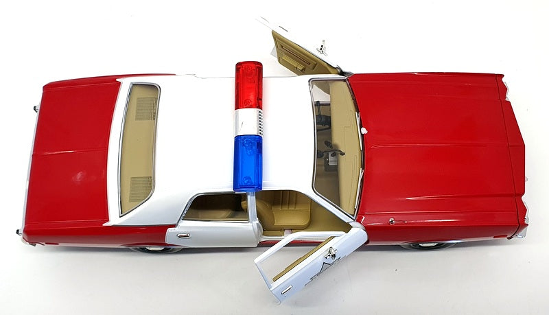 Greenlight 1/18 Scale 19097 - 1977 Dodge Monaco Finchburg Sheriff County