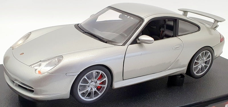 Hot Wheels 1/18 Scale Model Car C2590 - Porsche GT3 - Silver
