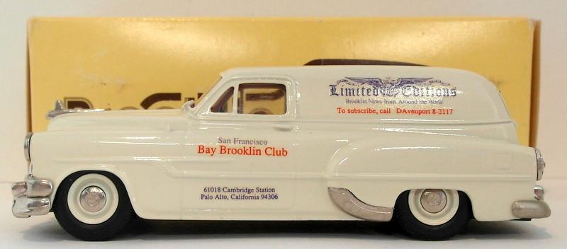 Brooklin BRK31 - 1953 Pontiac Sedan Delivery 1/43 Metal Blanc - WMTC Limited 500 Pcs