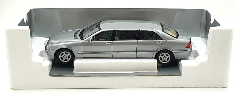 Sunstar 1/18 Scale 4114 - Mercedes Benz S Class Pullman Limousine Silver