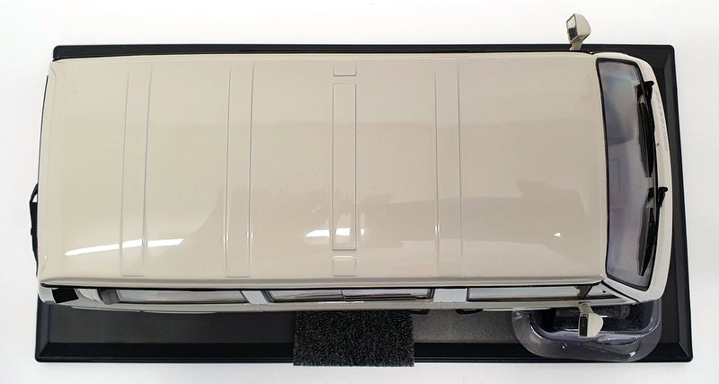 Norev 1/18 Scale Model Car 188541 - 1990 Volkswagen T3 Whitestar - White