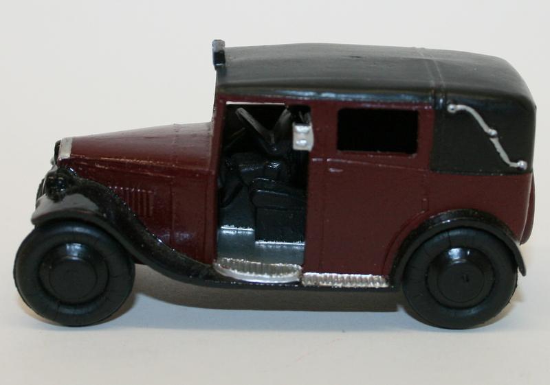 Model Road Reproductions 1/43 Scale White Metal Built Kit - Austin Taxi Maroon