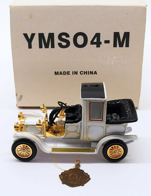 Matchbox Diecast Model Car YMS04-M - 1912 Packard Laudaulet