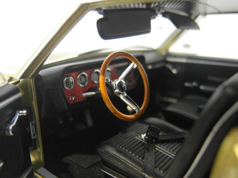 Acme 1/18 Scale Diecast - A1801206 Ace Wilson's Royal 1966 Pontiac GTO