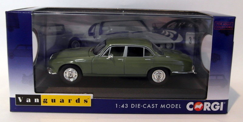 Vanguards 1/43 VA08805 Daimler Sovereign S1 4.2 Willow green