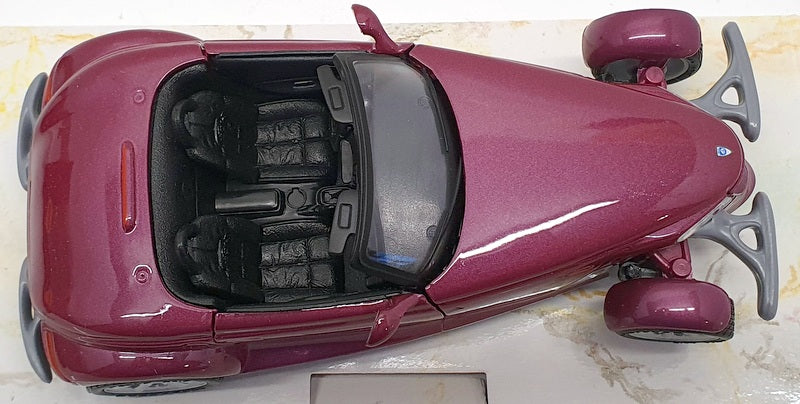 Maisto 1/24 Scale Model Car 31931 - 1997 Plymouth Prowler - Purple