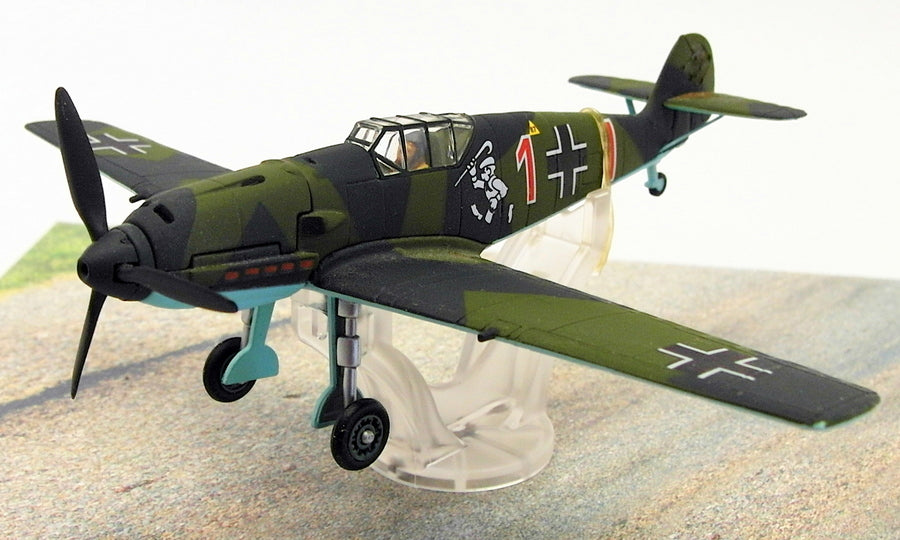 Corgi 1/72 Scale Model AA32104 - Messerscmitt BF109E-1 S.Neuman