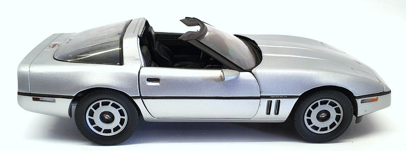 Ertl 1/18 Scale Diecast - 33851 007 Bond Chevrolet Corvette A View To A Kill
