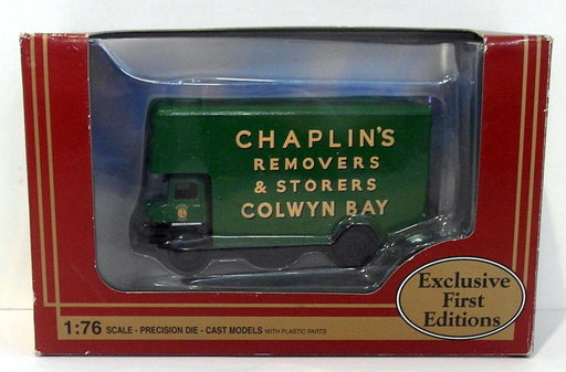 EFE 1/76 Scale 36101 - Trader Luton Boxvan - Chaplin's Removals