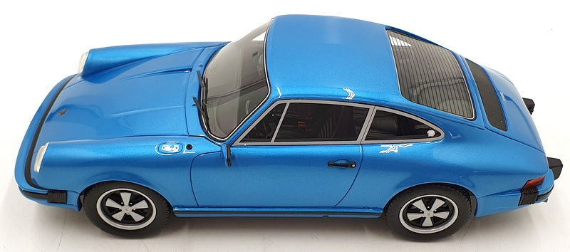 Schuco 1/18 Scale Resin 45 002 9700 - Porsche 911 Coupe - Blue