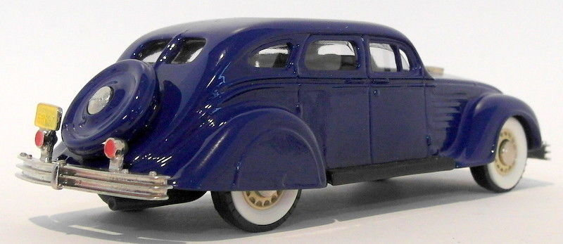 Brooklin 1/43 Scale BRK7 005B - 1934 Chrysler Airflow 4Dr Sedan - Blue