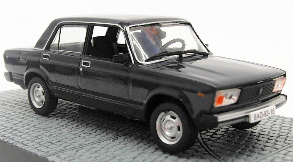 Fabbri 1/43 Scale Model Car 14518F - Lada 2105 - James Bond The Living Daylights