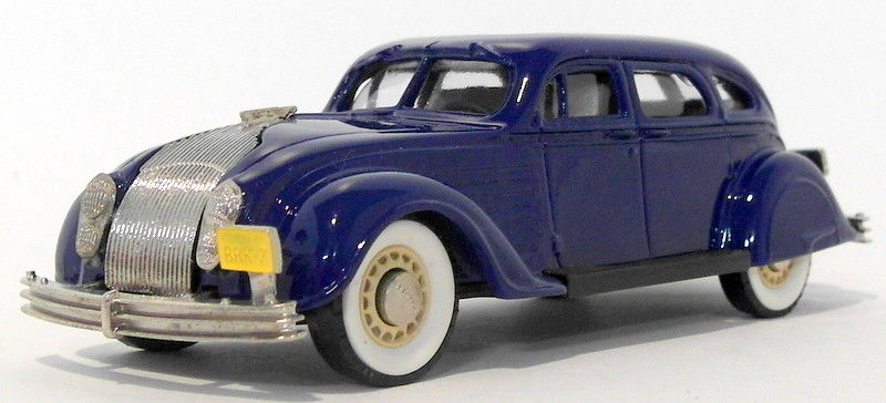 Brooklin 1/43 Scale BRK7 005B - 1934 Chrysler Airflow 4Dr Sedan - Blue