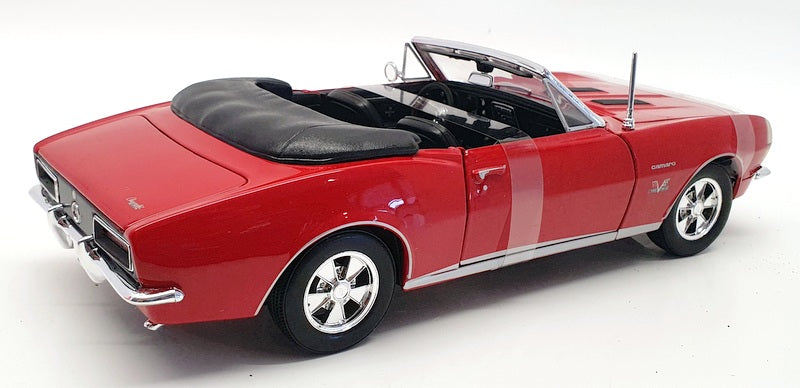 Maisto 1/18 Scale Diecast 31800 - 1967 Chevrolet Camaro SS 396 - Red