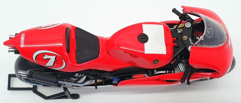 Minichamps 1/12 Scale 122 016307 - Yamaha YZR 500 Carlos Checa 2001