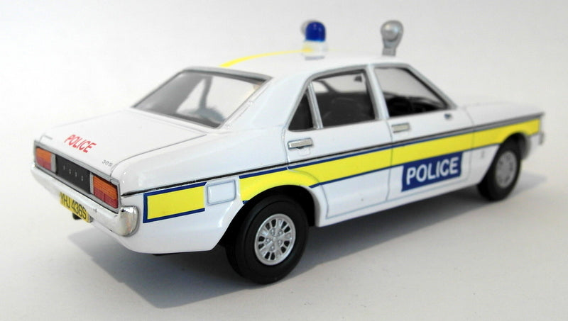 Vanguards 1/43 VA05207 Ford Granada Mk1 3.0S Essex Police