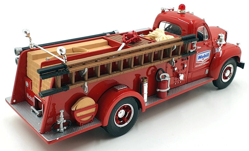 First Gear 1/34 Scale 19-2265 - 1960 Mack B-Model Pumper Mobil Beaumont