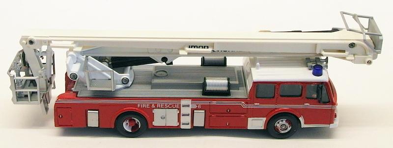 Corgi 1/50 Scale Fire Engine AN13009 - Dennis F125 Simon Snorkel - Bedfordshire
