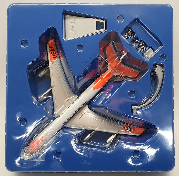 Corgi 1/144 Scale AA32911 - Boeing VC 137A Stratolifter USAF Mats 1254 ATW