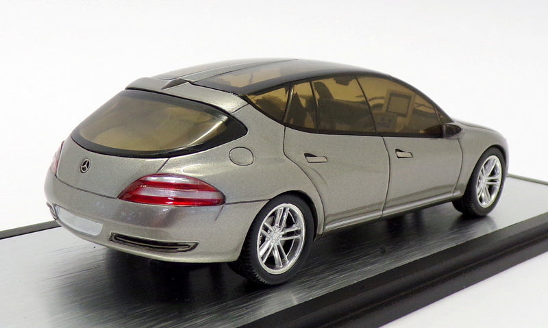 Spark 1/43 Scale Model Car S1015 - 2003 Mercedes Benz F500 - Metallic Grey