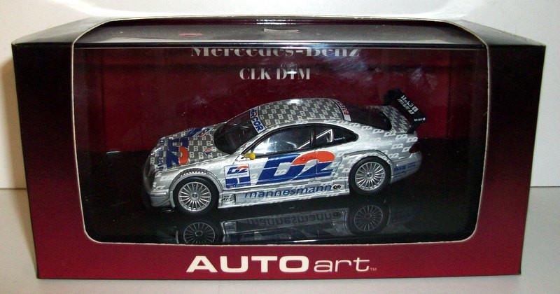 Autoart 1/43 Scale AA60031 Mercedes Benz CLK DTM 2000 #1 Bernd Schneider