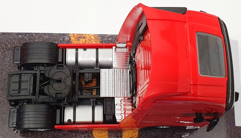 Welly 1/32 Scale Model Truck 32690S - Volvo FH - Red