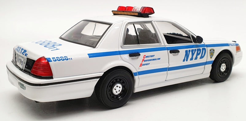 Greenlight 1/24 Scale 85513 - 2011 Ford Crown Victoria Police Interceptor NYPD