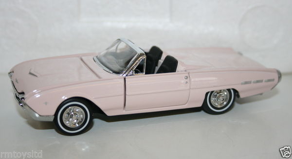 FRANKLIN MINT 1/43 SCALE- B11PW33 - 1962 FORD THUNDERBIRD - PINK