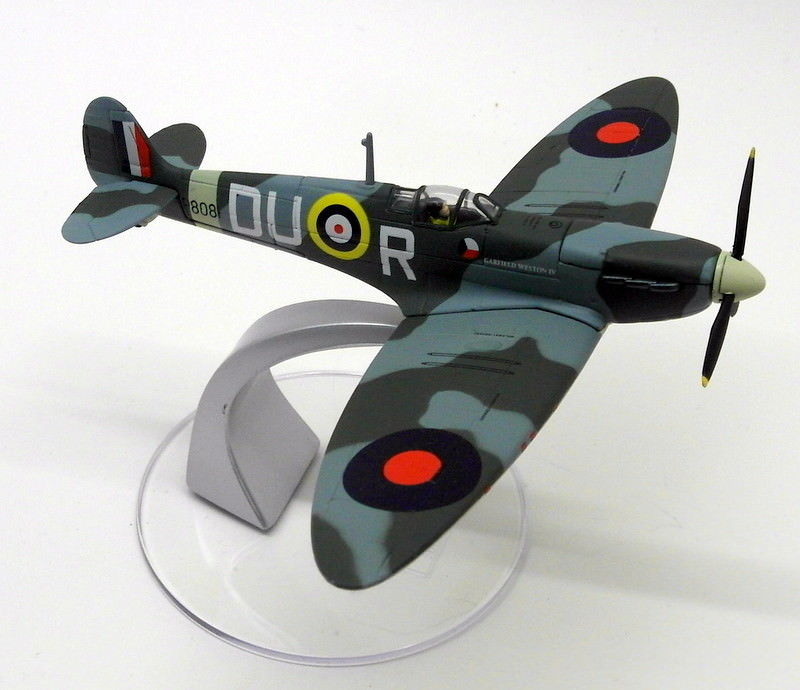 Corgi 1/72 Scale Diecast 49003 Supermarine Spitfire Mk2 P8081/DU-R Garfield West