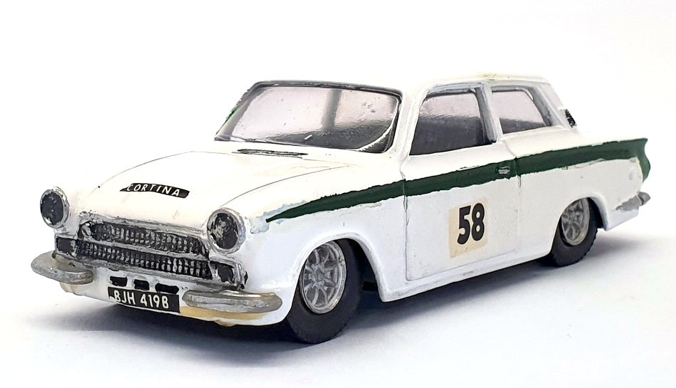 Unknown Brand 1/43 Scale Built Kit U4621W - Ford Lotus Cortina