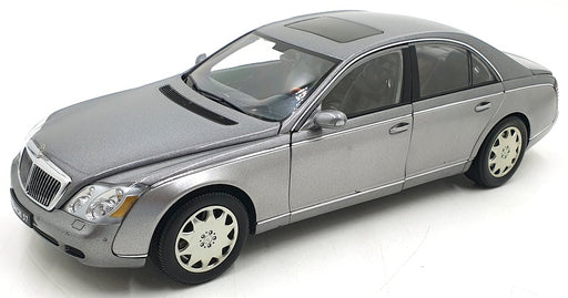 Autoart 1/18 Scale Diecast 76152 - Maybach 57 SWB - Grey Middle/Metallic Grey