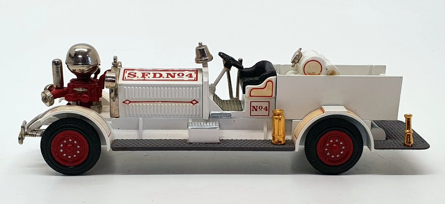 Ashton Models 1/43 Scale AH15 - 1923 Ahrens-Fox Type M54 Piston Pumper - NY