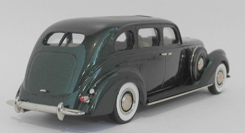 Brooklin 1/43 Scale BRK141 - 1937 Lincoln K 7-Passenger Sedan Evergreen