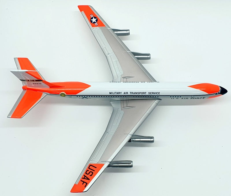 Corgi 1/144 Scale AA32911 - Boeing VC 137A Stratolifter USAF Mats 1254 ATW