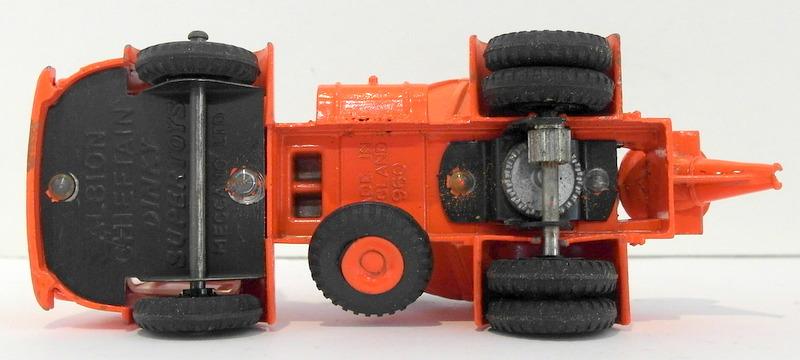 A Dinky Supertoys 960 Lorry-Mounted Concrete Mixer and a Dinky Toys 917 A Dinky Supertoys 960 Lorry-Mounted Concrete Mixer and a Dinky Toys 917