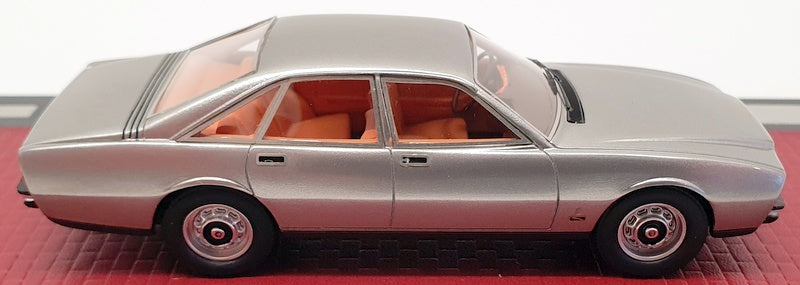 Matrix 1/43 Scale MX51001-071 - 1973 Jaguar XJ12 PF Pininfarina - Met Silver
