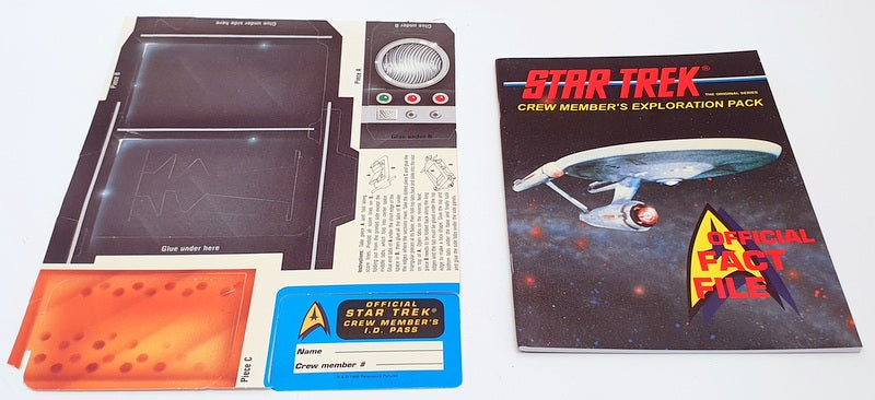 Little Simon 9064  - Star Trek Crew Members Exploration Pack Map/Stickers/Books