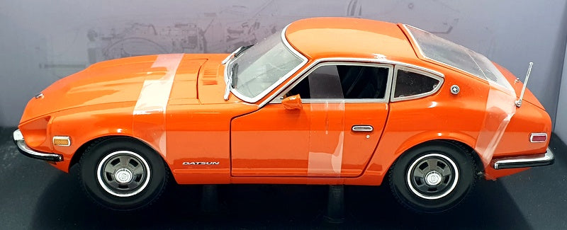 Sunstar 1/18 Scale Diecast 3501 - 1972 Datsun 240Z - Orange