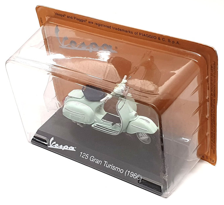 Altaya 1/18 Scale Diecast #28 - 1966 Piaggio Vespa 125 Gran Turismo - Pale Green