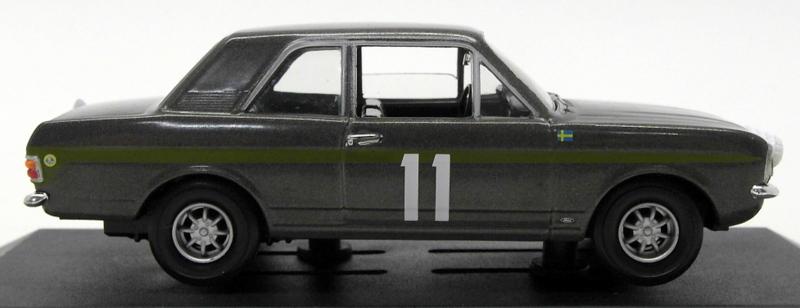 Vanguards 1/43 Scale VA04111 - Ford Lotus Cortina - 1967 Gulf London Marathon